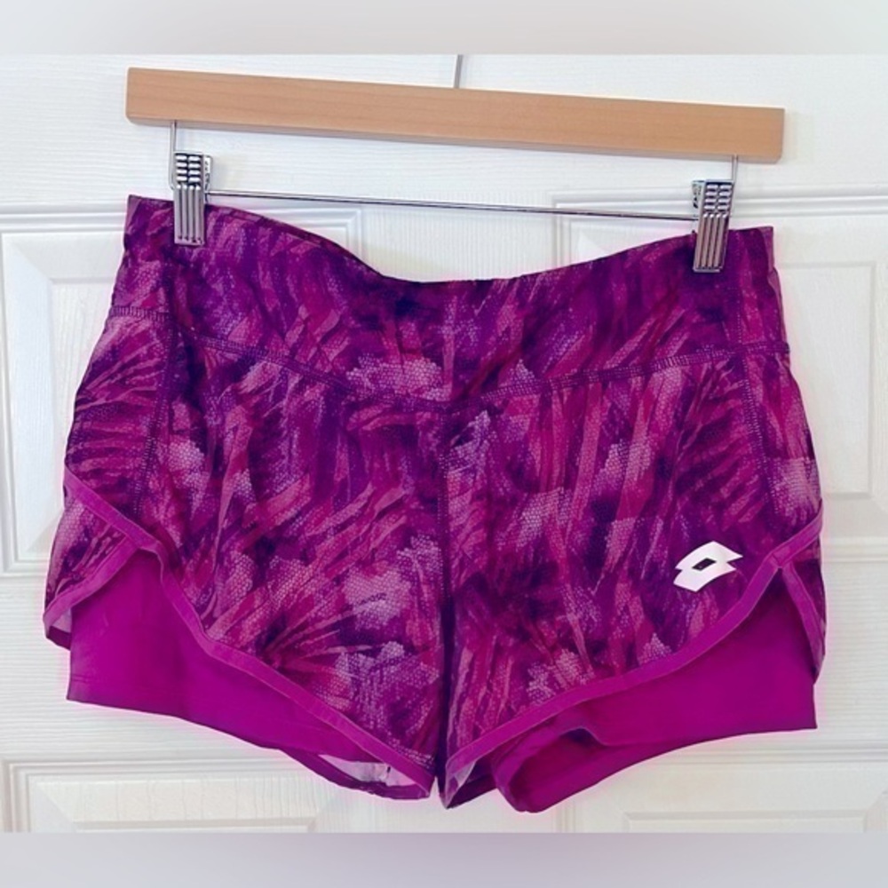Lotto top ten tennis shorts purple size small - Never Worn